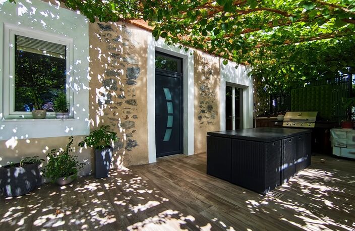 Maison de caractère en centre-ville 180 m² - DOUVAINE (74) — photo 2