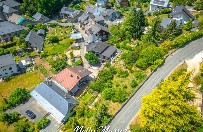 Maison à vendre 6 pièces BARBY (73) - Maison familiale avec jardin et fort potentiel d'aménagement — photo 2