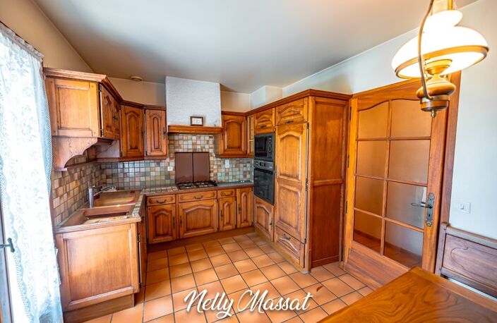 Maison à vendre 6 pièces BARBY (73) - Maison familiale avec jardin et fort potentiel d'aménagement — photo 3