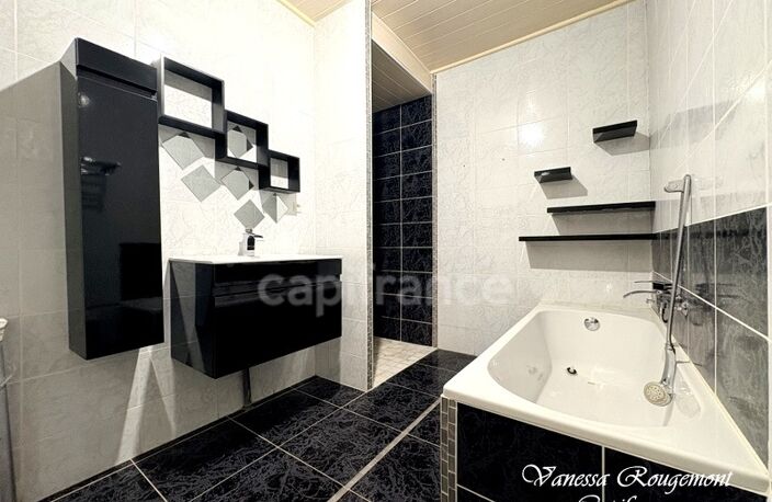 Maison à vendre 4 pièces LAROCHE SAINT CYDROINE (89) — photo 4