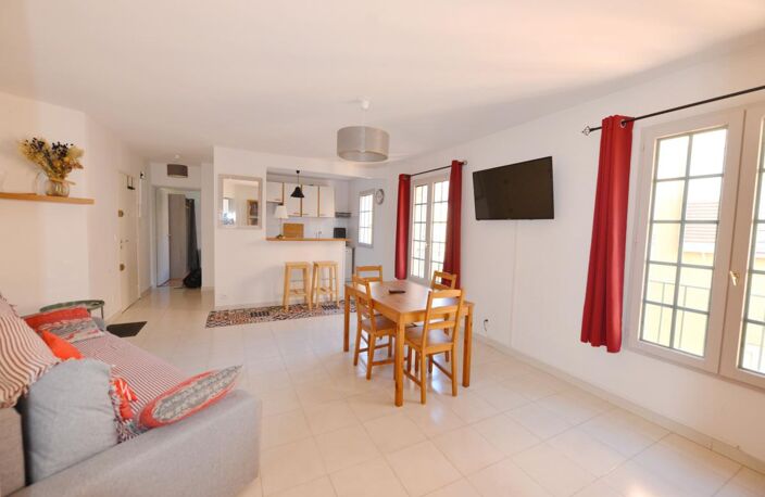 3 PIECES MEUBLE A GRASSE — photo 2