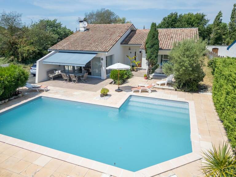 Maison d’architecte lumineuse avec piscine – Gujan-Mestras – 155 m² sur plus de 1100 m² de terrain   — photo 1