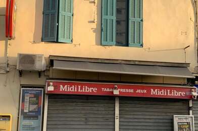 Commerce  700 €