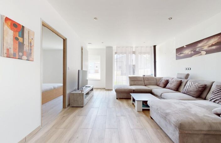 Maison rénovée à Oudrenne – Idéal frontalier ou profession libérale — photo 2