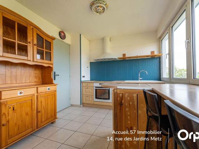 Appartement À Vendre — photo du bien