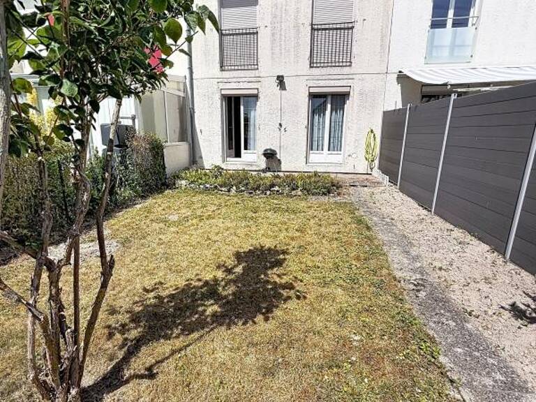Maison À Vendre — photo 1
