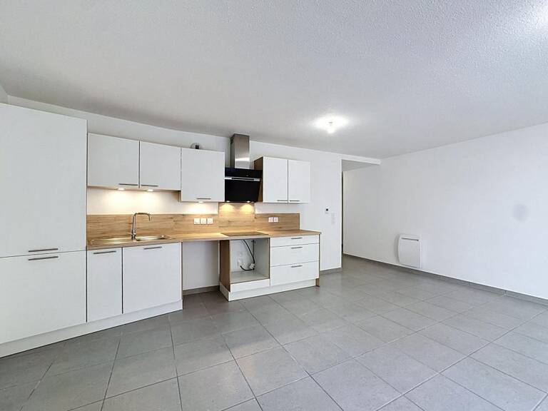 Appartement À Louer — photo 1