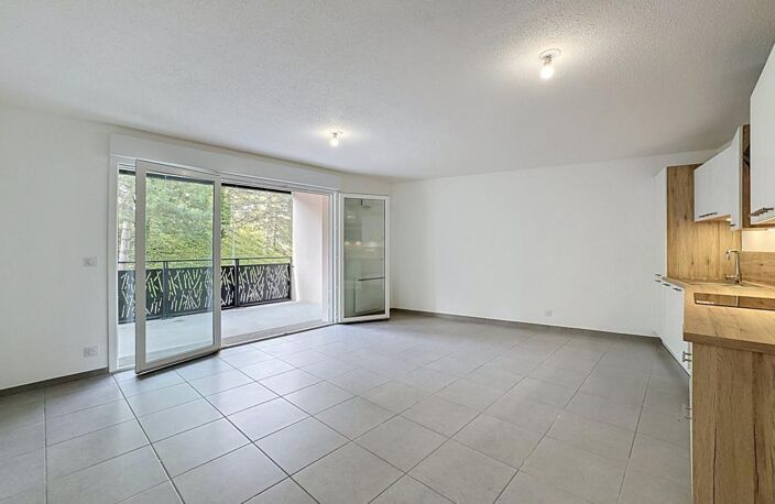 Appartement À Louer — photo 2