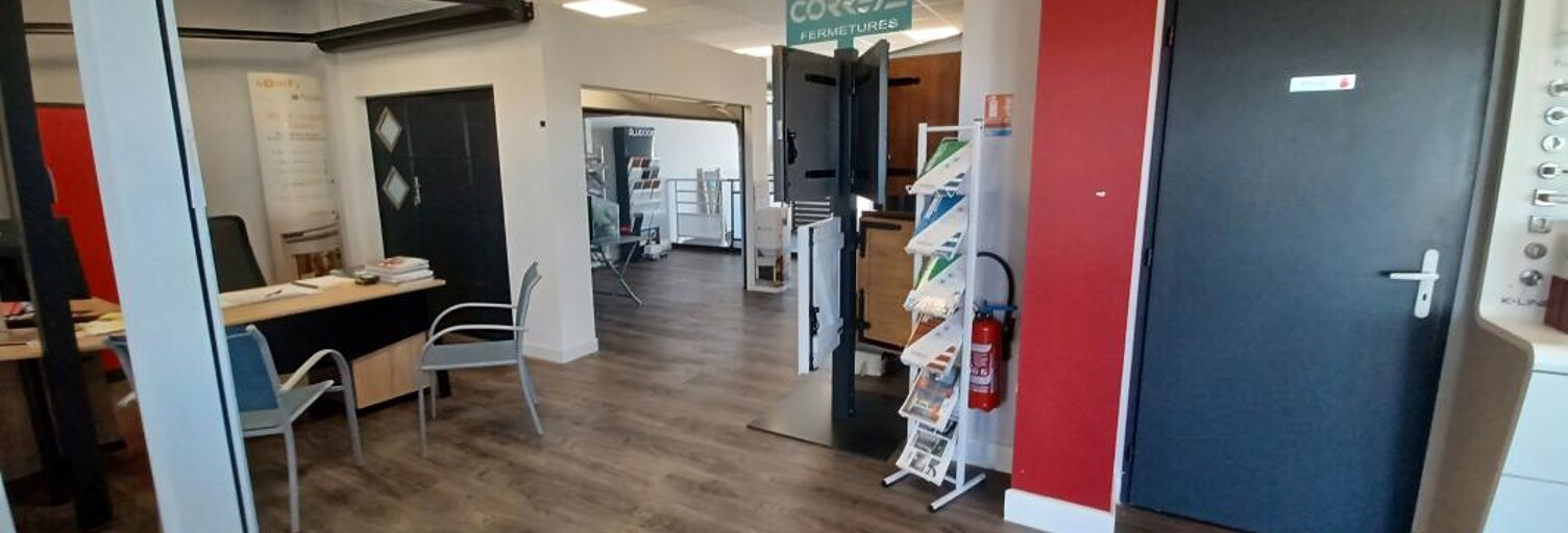 Local industriel  200 m² à vendre à Saint-Vivien (17220)