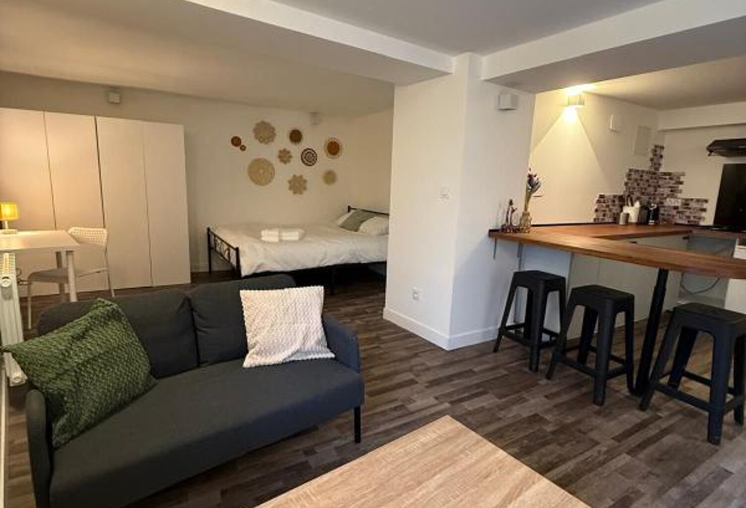 Studio MEUBLE de 33,42 m2 à louer — photo 1