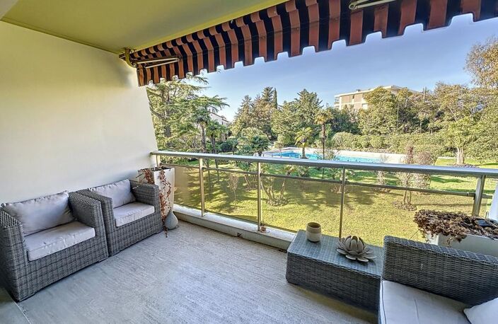 APPARTEMENT 3 PIECES MEUBLE - 22 Avenue Montrose - Résidence Montrose - 06 400 CANNES — photo 2