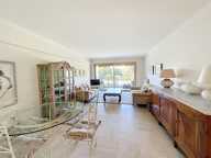 APPARTEMENT 3 PIECES MEUBLE - 22 Avenue Montrose - Résidence Montrose - 06 400 CANNES — photo 3