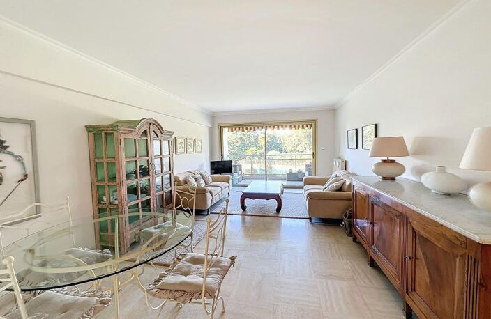 APPARTEMENT 3 PIECES MEUBLE - 22 Avenue Montrose - Résidence Montrose - 06 400 CANNES — photo 3