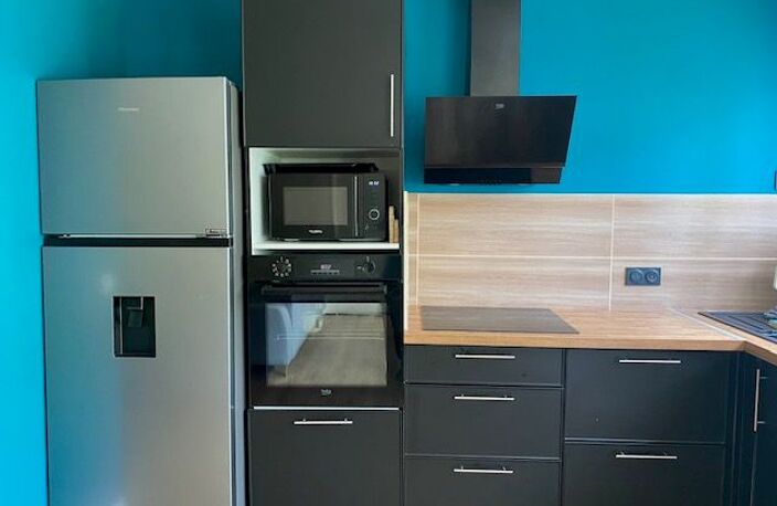 Nouveau prix — T4 rénové à neuf avec balcon, parking & cave (Quartier Amouroux) — photo 2