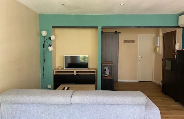 Nouveau prix — T4 rénové à neuf avec balcon, parking & cave (Quartier Amouroux) — photo 4