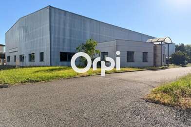 Local industriel  880000 €