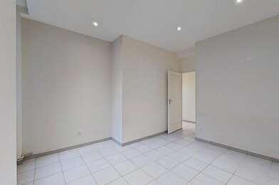 Appartement 2 pièces 890 €