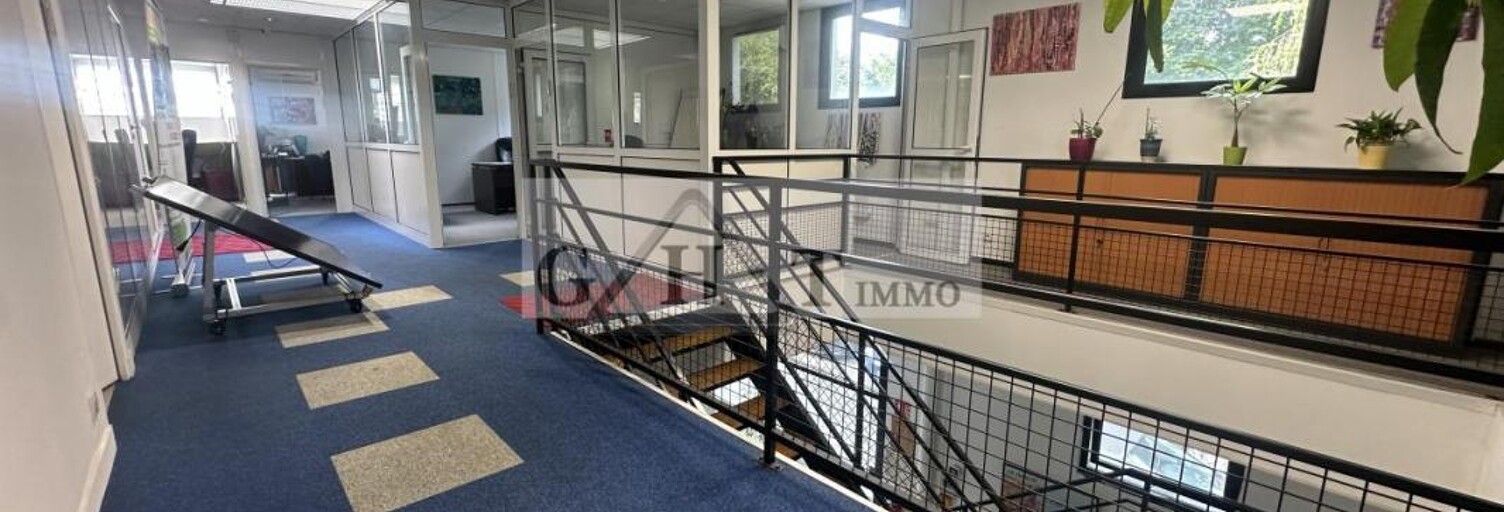Local industriel  2500 m² à vendre à Créteil (94000)