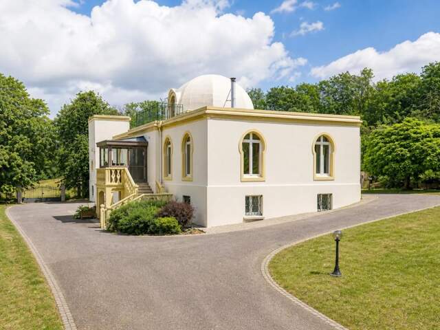 Maison de 9 pièces de 254 m² à Mirecourt — photo du bien