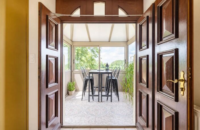 Maison de 9 pièces de 254 m² à Mirecourt — photo 3