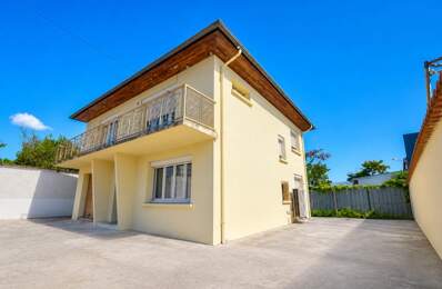 Maison de 5 pièces de 180 m² à Vaulx-en-Velin — photo du bien
