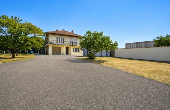 Maison de 5 pièces de 180 m² à Vaulx-en-Velin — photo 4