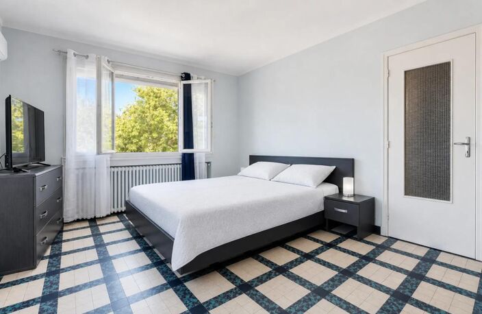 Maison de 5 pièces de 180 m² à Vaulx-en-Velin — photo 5