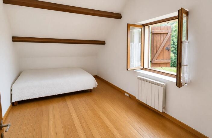 Maison de 4 pièces de 92 m² à Lamothe-Fénelon — photo 4