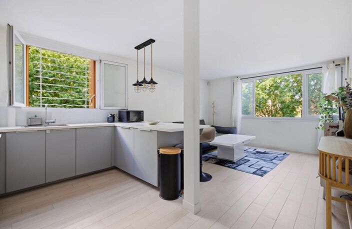 Appartement 3 pièces de 56 m² à Suresnes — photo 2