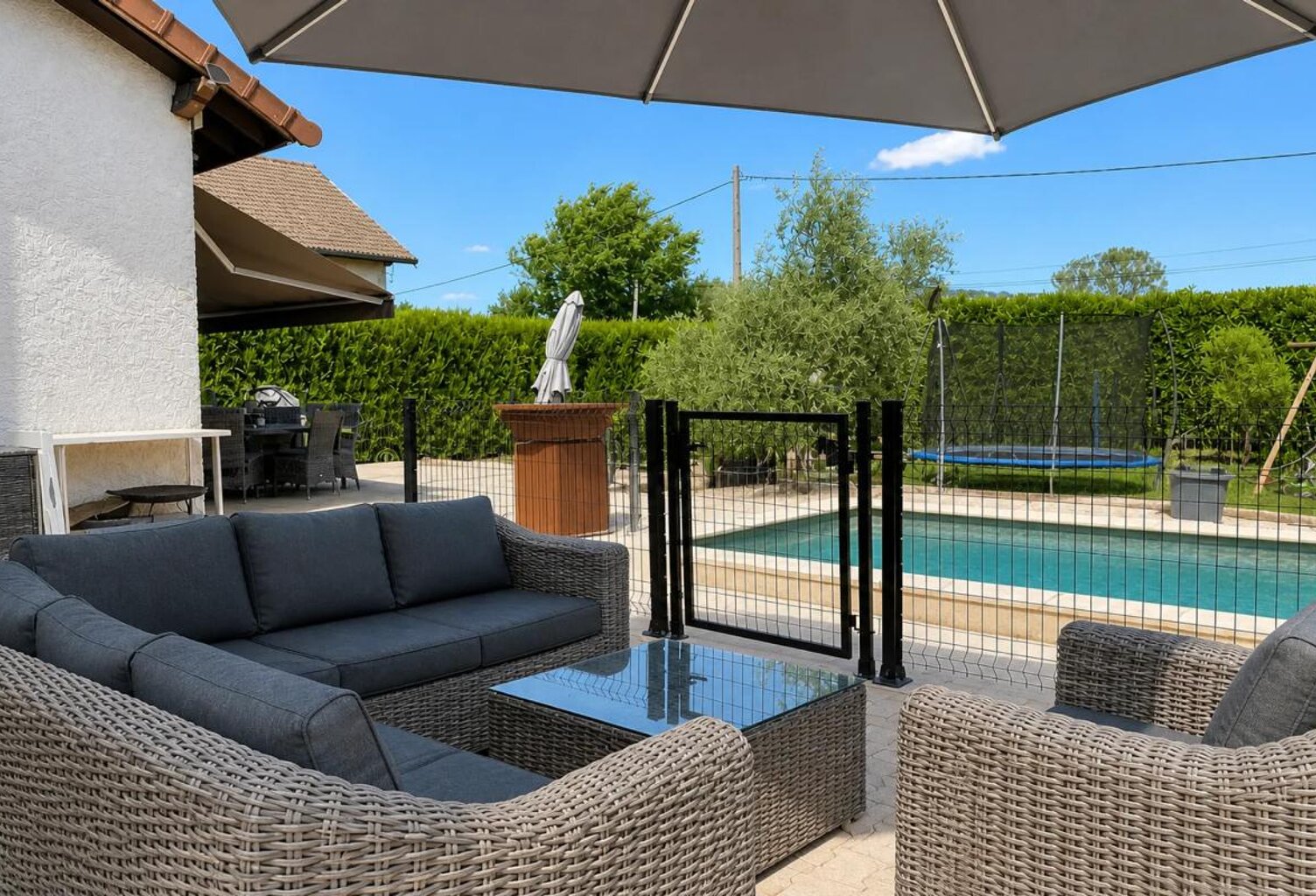 Maison de 6 pièces de 210 m² à Le Bouchage — photo 1