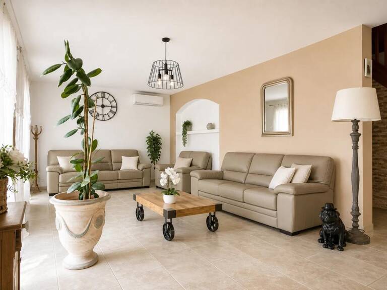 Maison de 6 pièces de 210 m² à Le Bouchage — photo 1