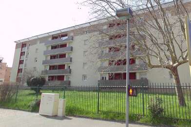 Appartement 4 pièces 737 €