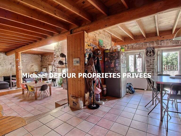 Bas-en-Basset 43210 Maison en pierre 177 m² 5 chambres — photo 1