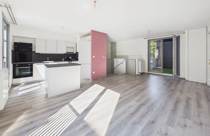 EXCLUSIVITÉ CLERMONT-FERRAND, T3 Récent (2021) avec Jardin, Terrasse & Grand Garage — photo 2