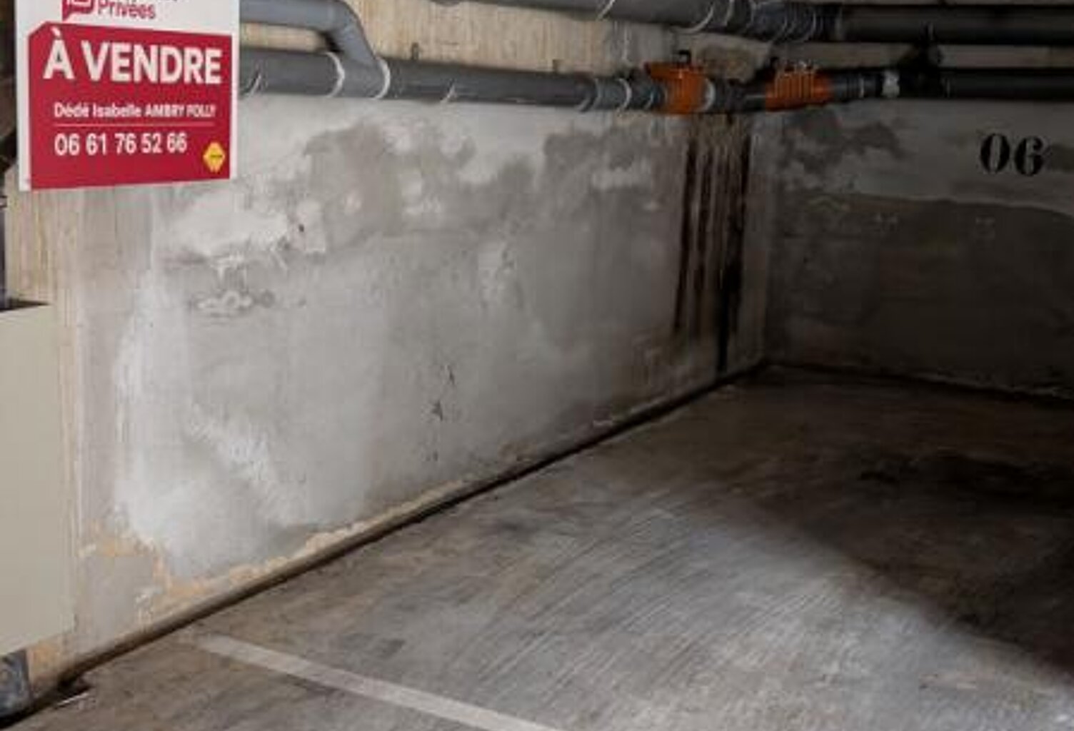 Place de Parking souterrain sécurisée à Quincy Sous Sénart 91 — photo 1
