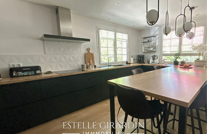 Maison familiale au coeur du Housseau - Carquefou — photo 3