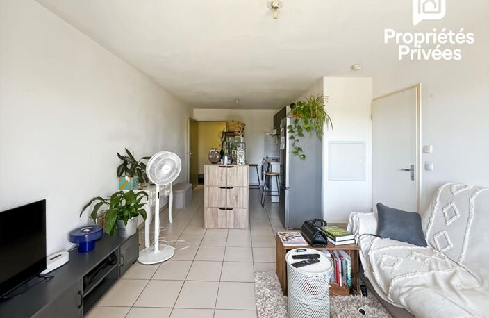 Appartement T2 de 40 m² avec balcon et parking privatif — photo 5