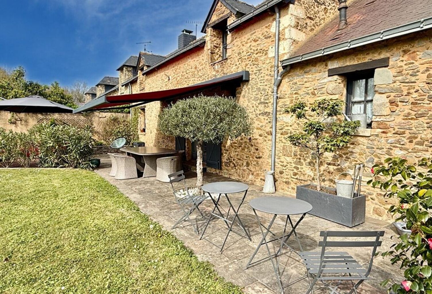 A VENDRE - MAISON 6 PIECES - 44850 MOUZEIL — photo 1