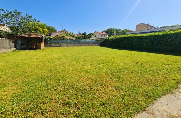 EXCLUSIVITE - Clavière, Maison proche commerces et écoles - 750 M² de terrain — photo 2
