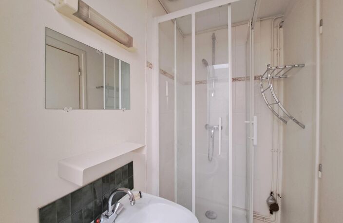 Location appartement 1 pièce 18 m² à Tours (37000) — photo 3