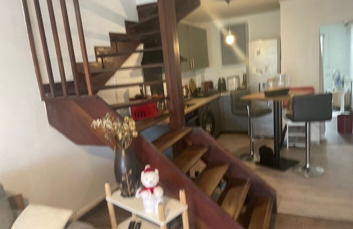 A vendre maisonnette T3 duplex avec jardinet Saint Denis Mon — photo 2
