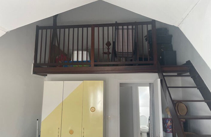 A vendre maisonnette T3 duplex avec jardinet Saint Denis Mon — photo 5