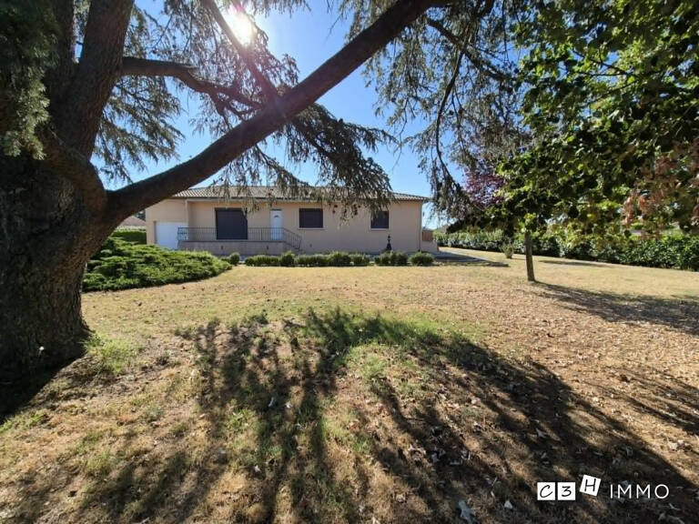 Villa T4 terrain 3100 m² — photo 1