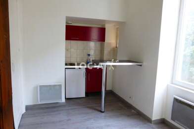 Appartement 1 pièces 590 €
