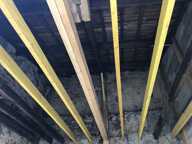 GARAGE 29 m2 OU ESPACE DE STOCKAGE AVEC COUR A LESPARRE — photo 4