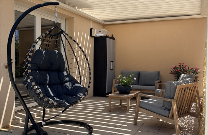 DARDILLY MAISON DE 2017 DE 140M2 EDIFIEE SUR UN TERRAIN DE 8 — photo 2