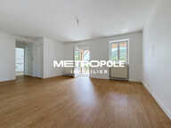 Appartement T4 de 80 m2 avec terrasse en plein coeur de Pontc — photo 4
