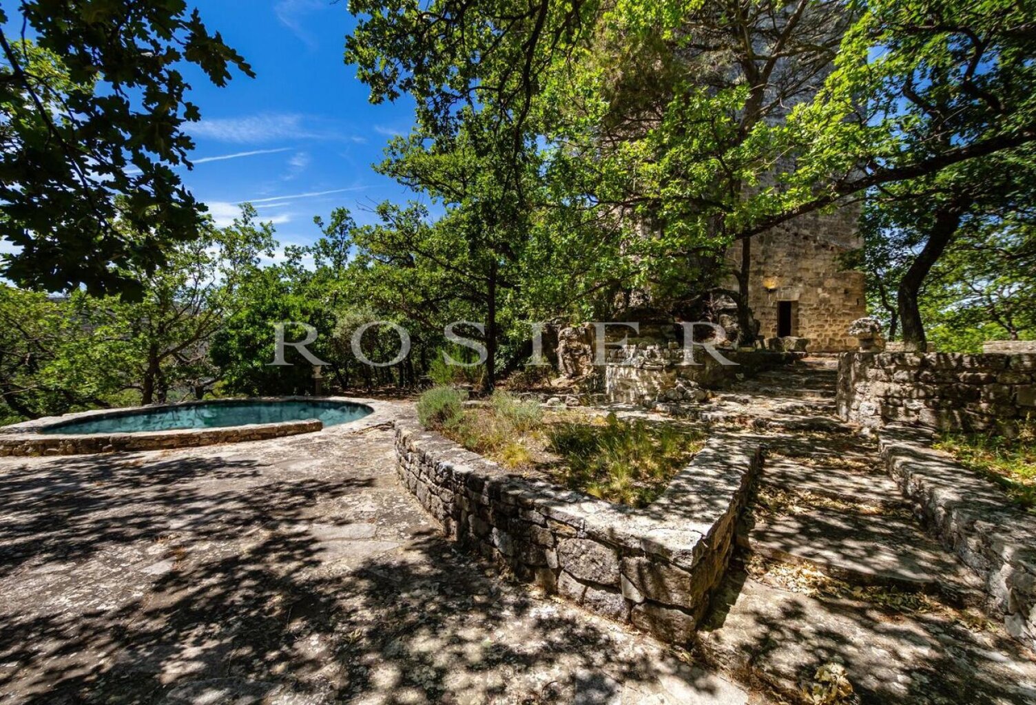 À vendre : Venasque - Les Monts du Vaucluse – Authentique Tour d — photo 1