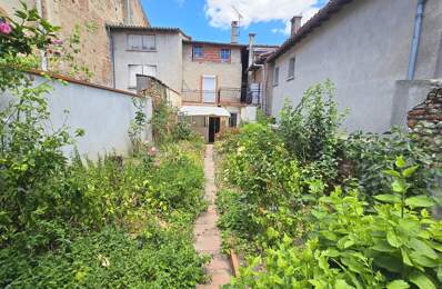 Maison de caractère avec jardin et grand garage — photo du bien