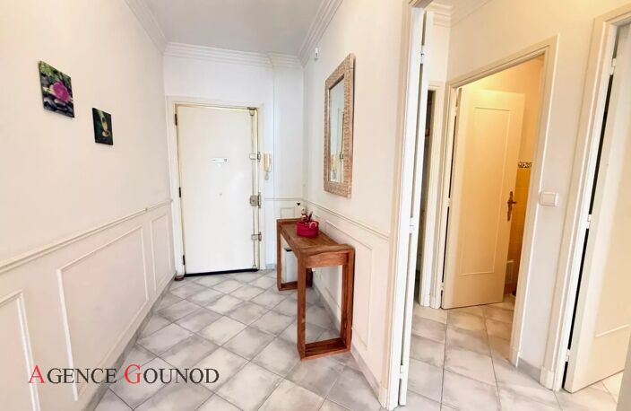 QUARTIER DES MUSICIENS - 2 PIECES 55M² + BALCON — photo 4